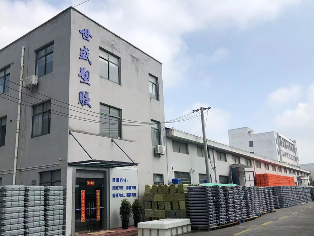 昆山吹塑厂家,昆山吹塑加工厂家,昆山世盛塑胶制品有限公司